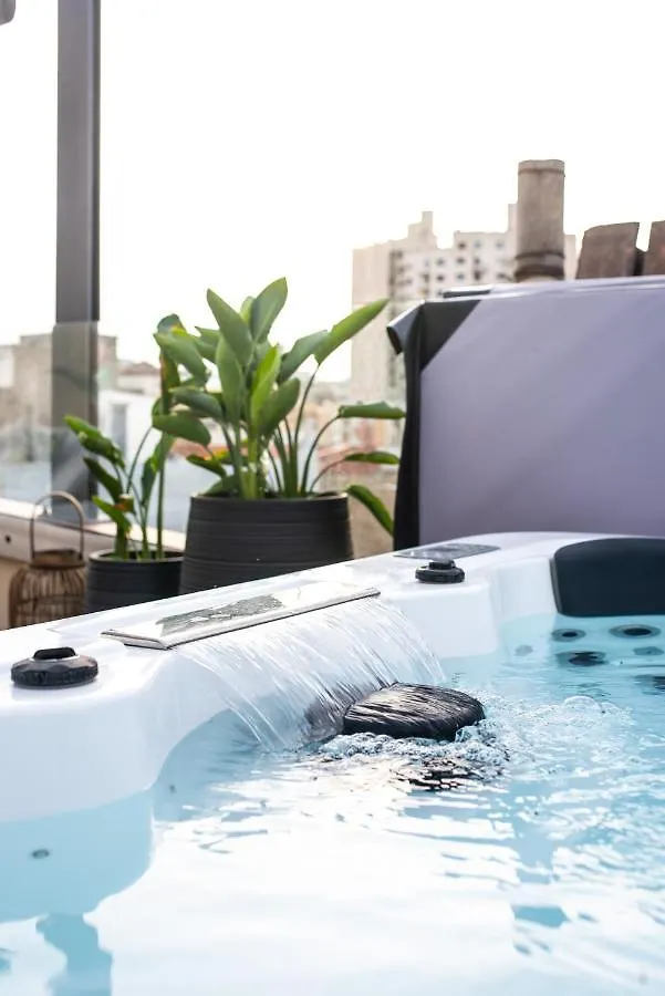 Amazing New Apartment With Rooftop Jacuzzi Barcelona Spanien
